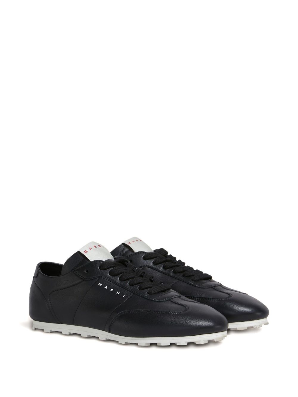 lace-up athletic trainers - 2