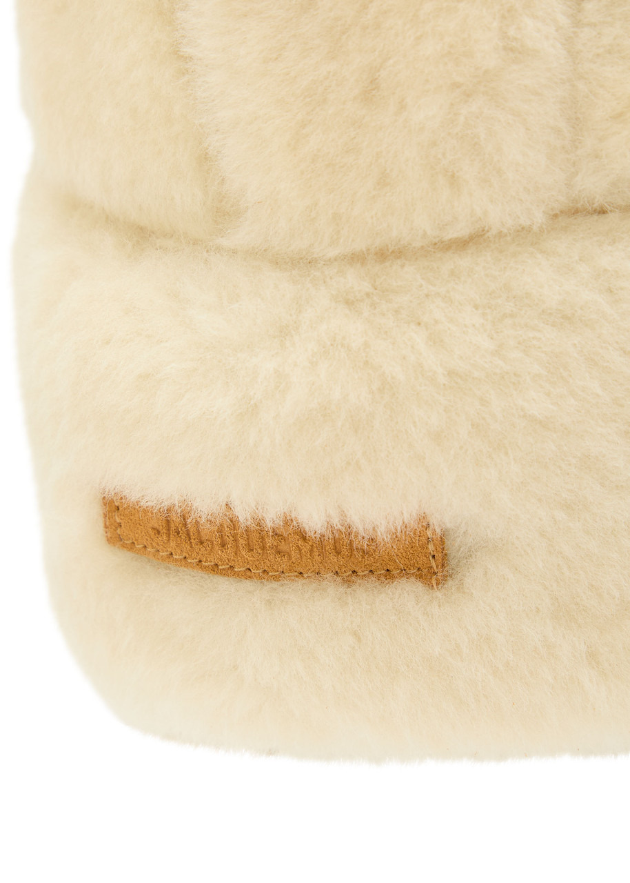 Jacquemus La Chapka Shearling hat - 3