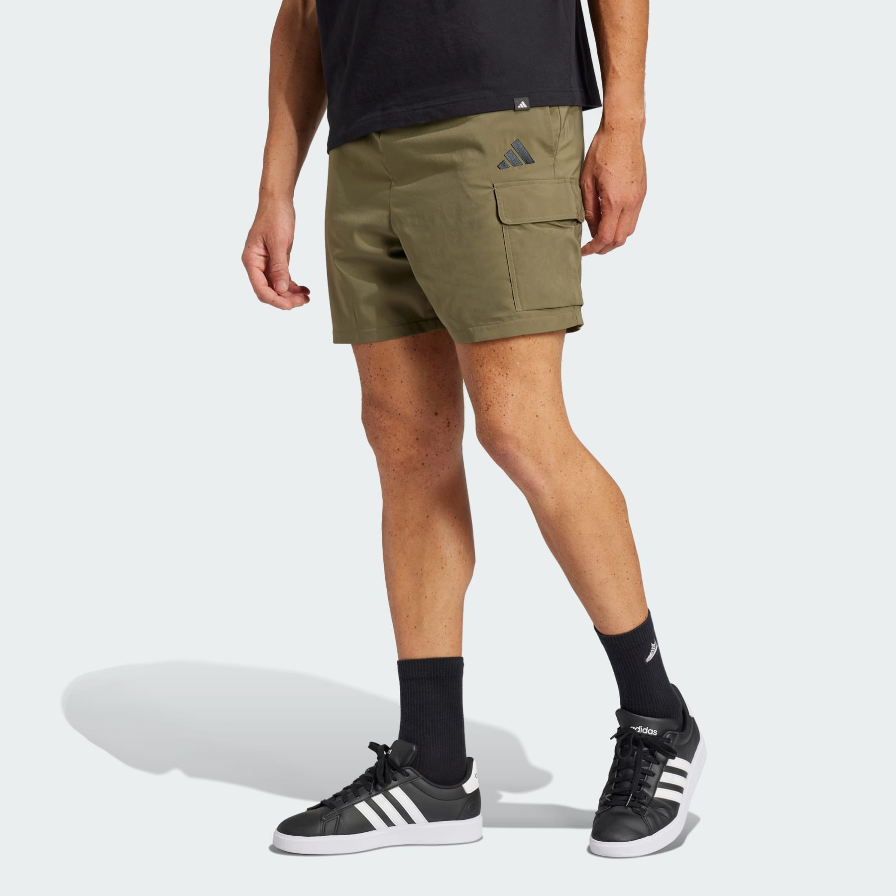 Essentials Small Logo Cargo Chelsea Shorts - 2