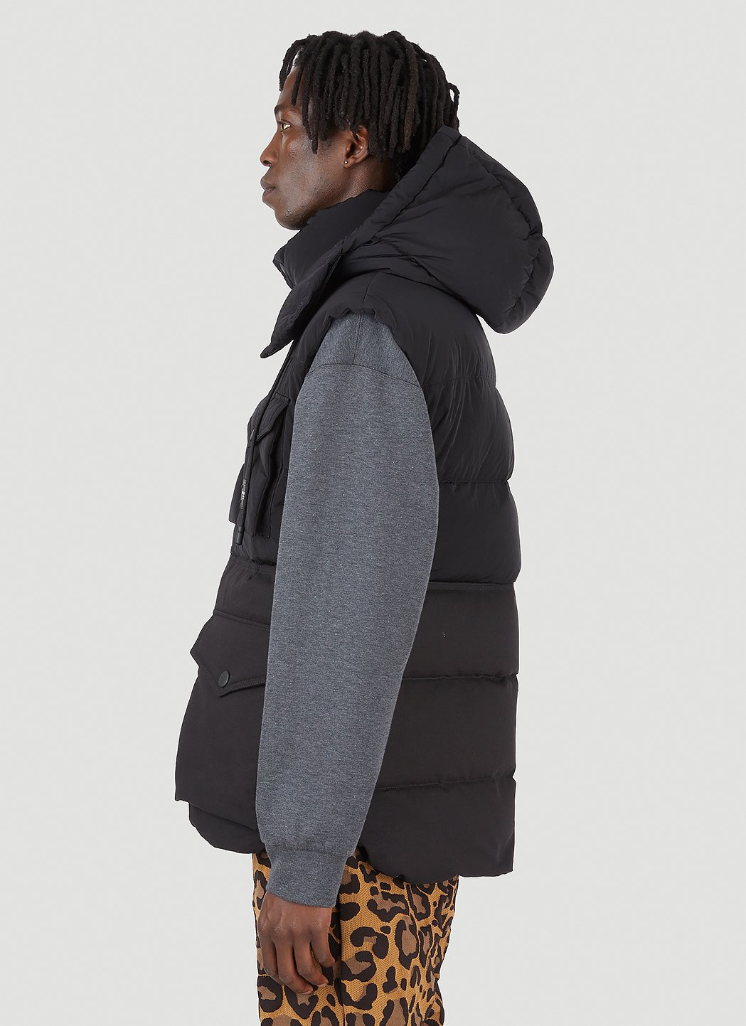 Dolce & Gabbana Men Sleeveless Down Jacket - 3