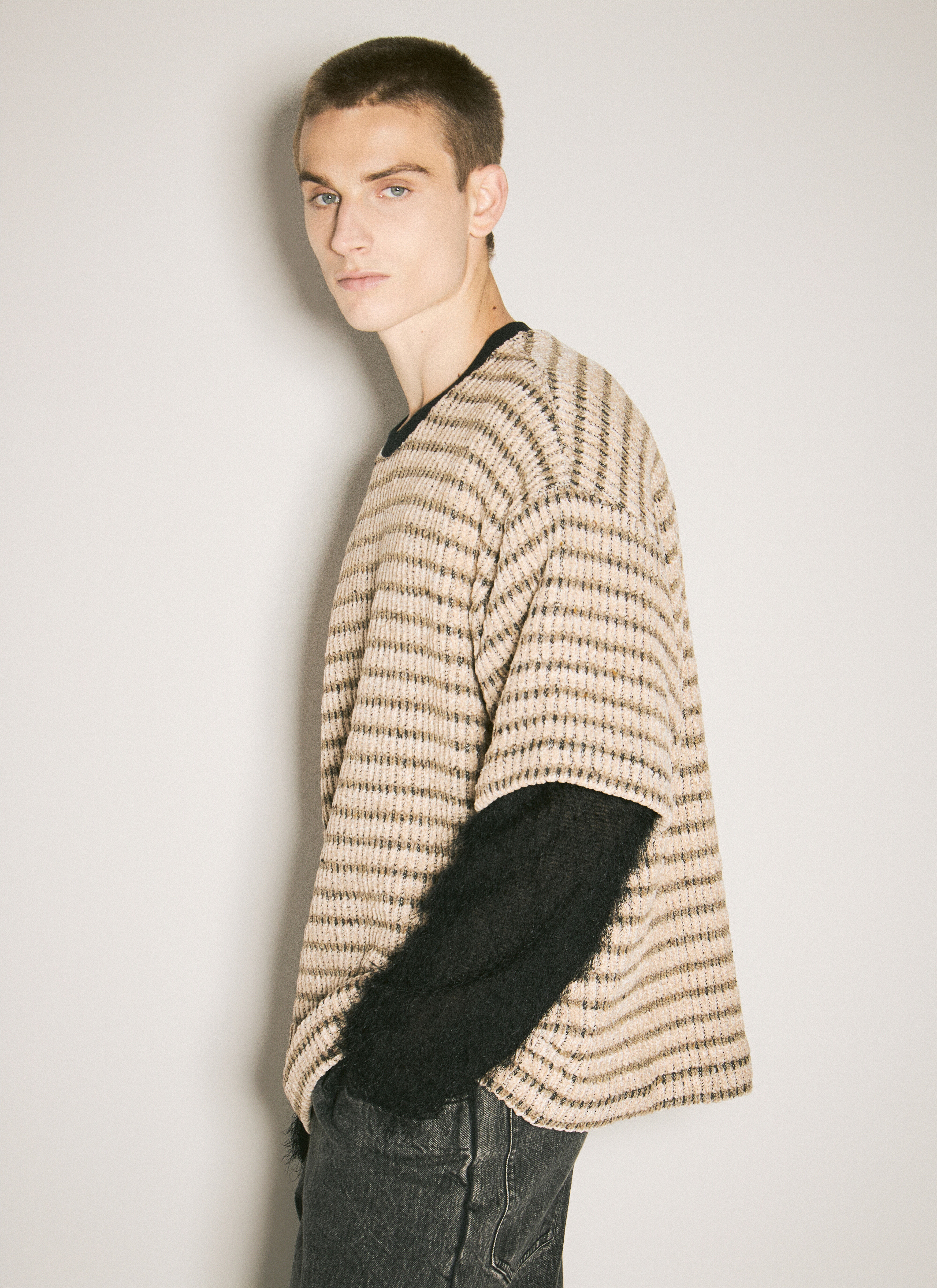 Double-Layered Sleeves Sweater - 4