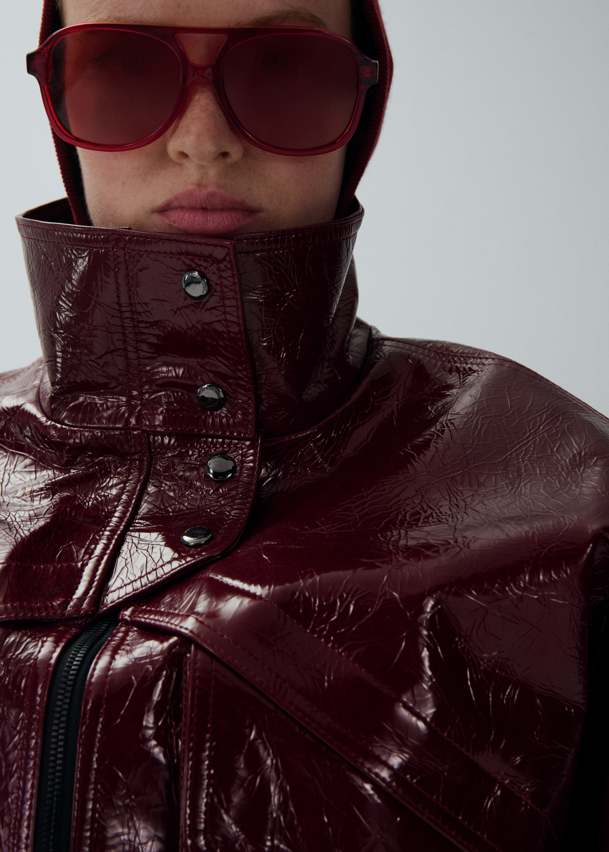 Vintage patent leather bomber jacket in bordeaux - 4