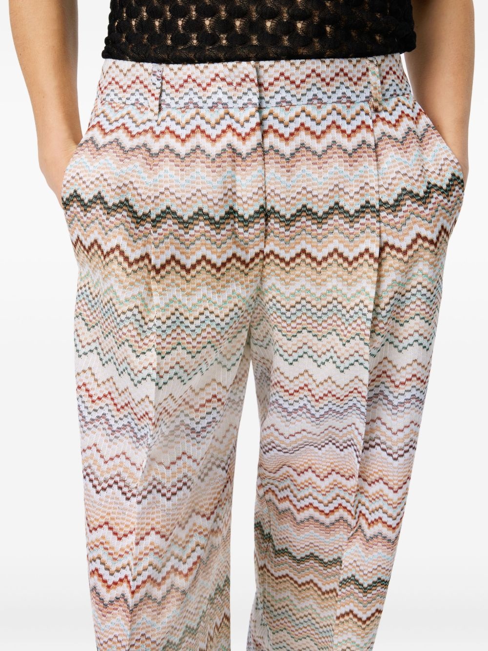 Zigzag-pattern trousers - 4