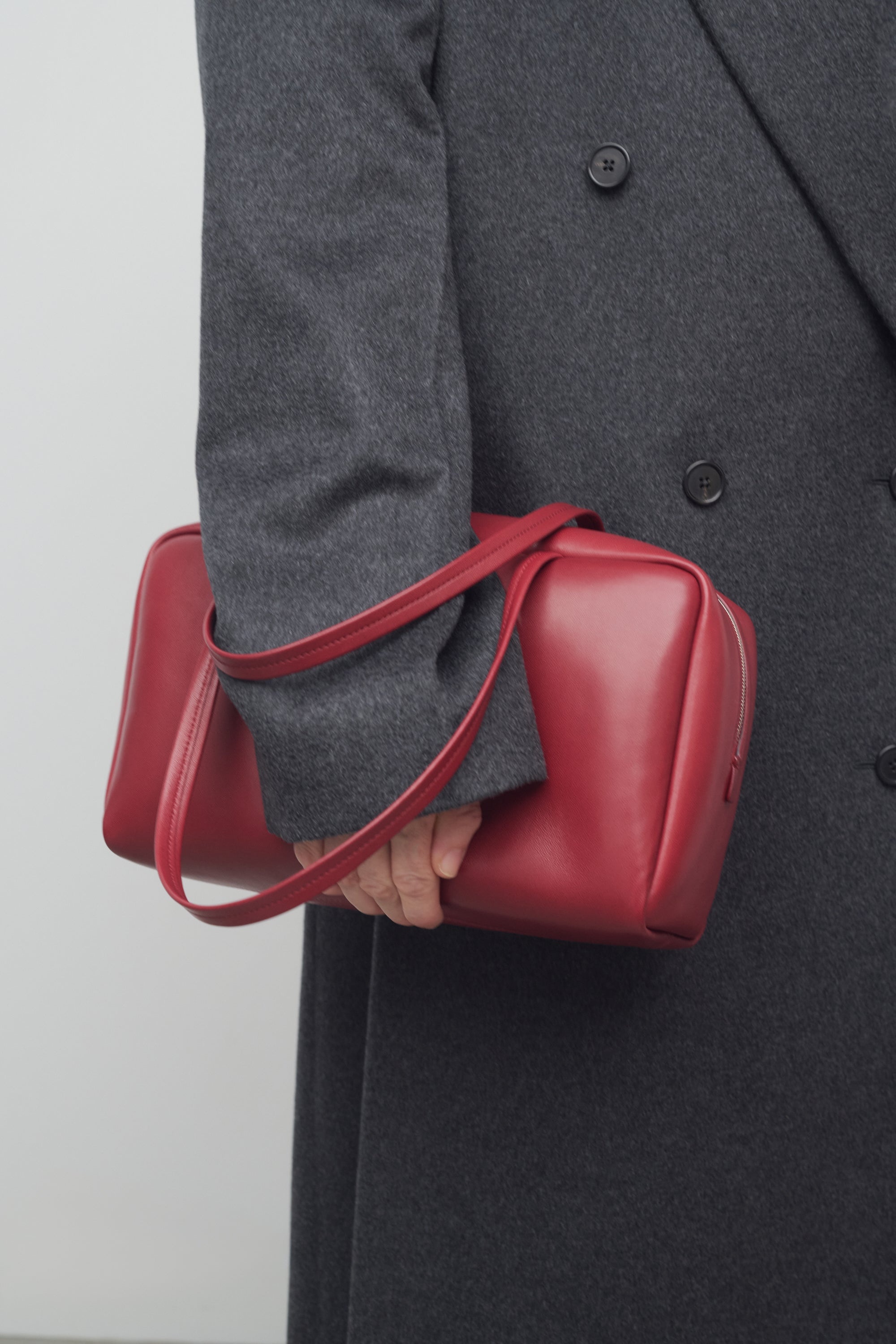 Astra Bowling Bag in Leather - 4