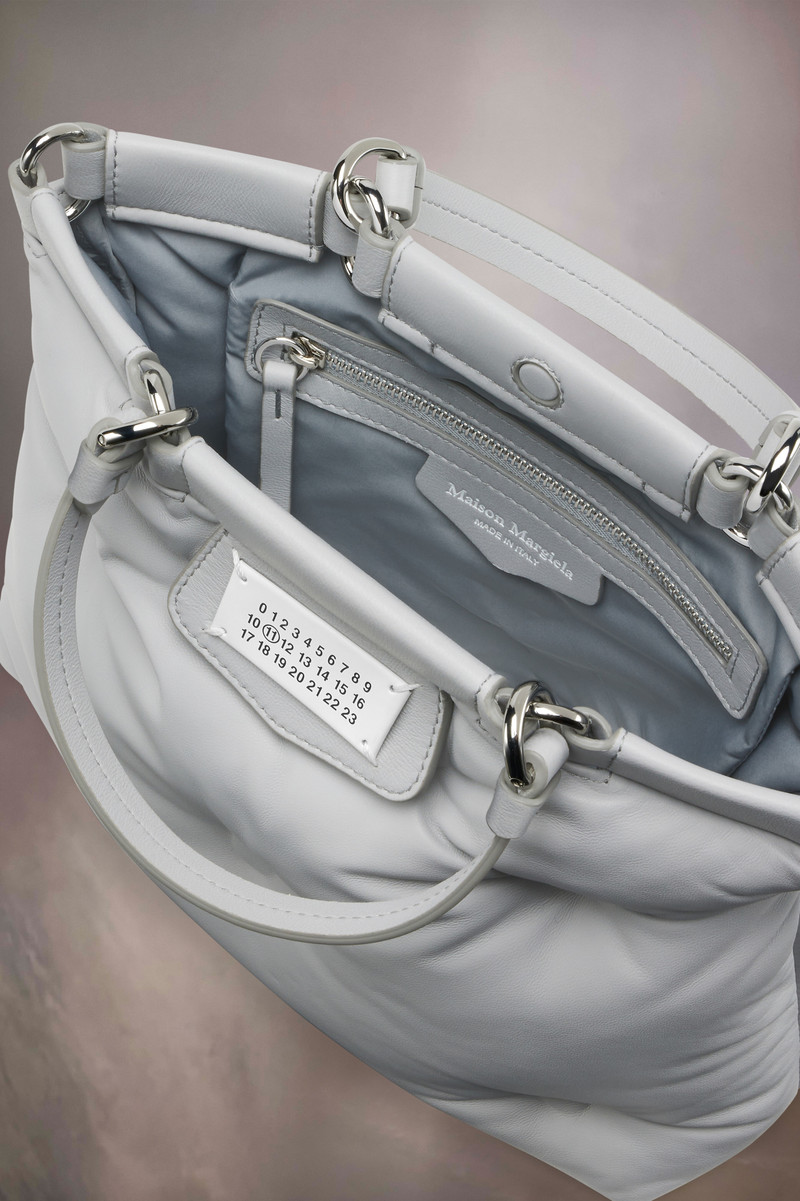 Glam Slam Shopping Small 4