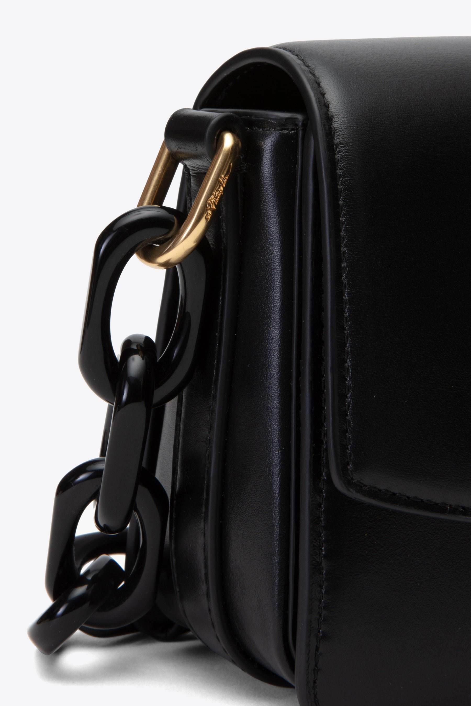 ID Shoulder Bag with Resin Chain - 6