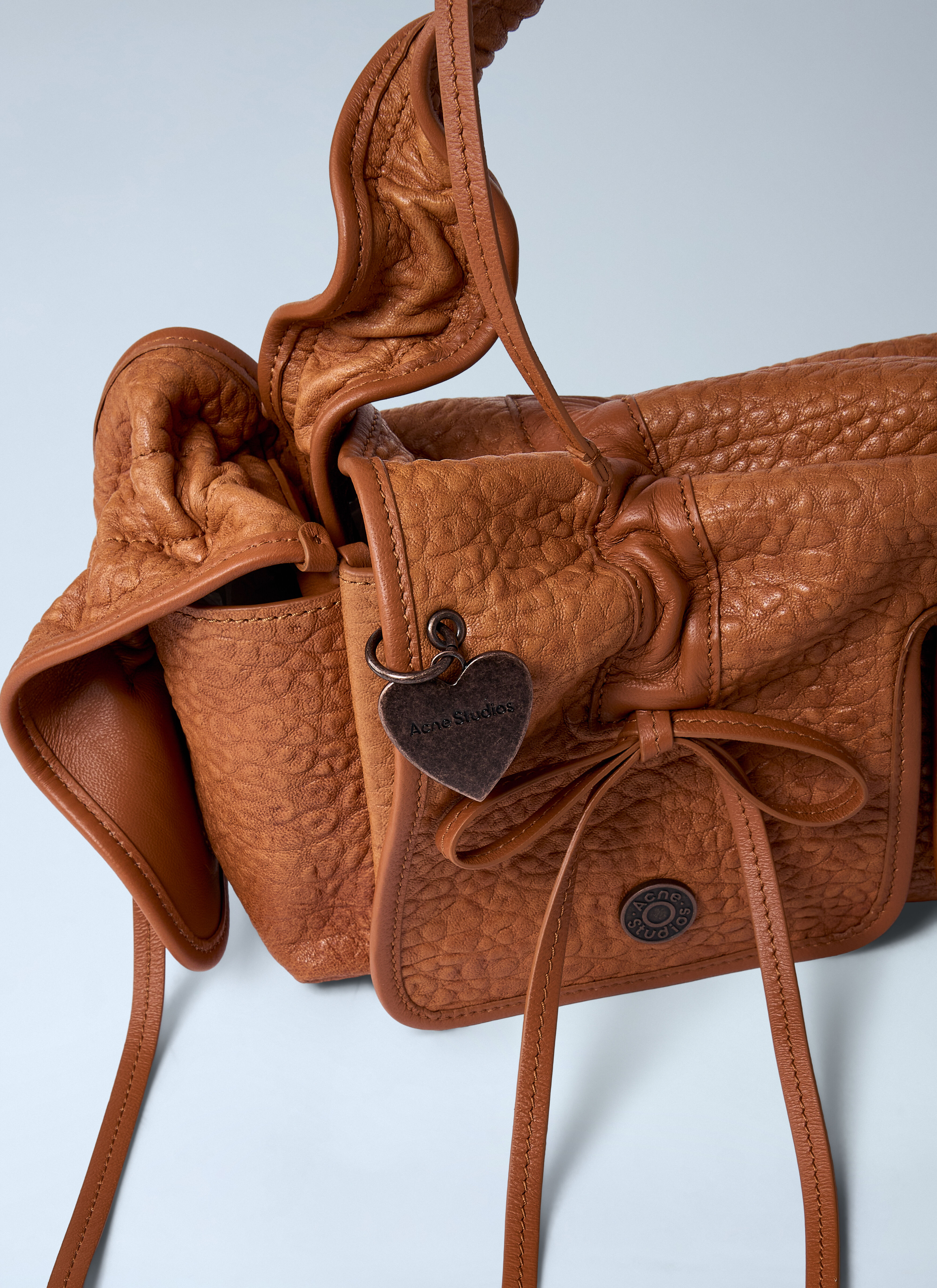 Multipocket Grained Leather Shoulder Bag - 5