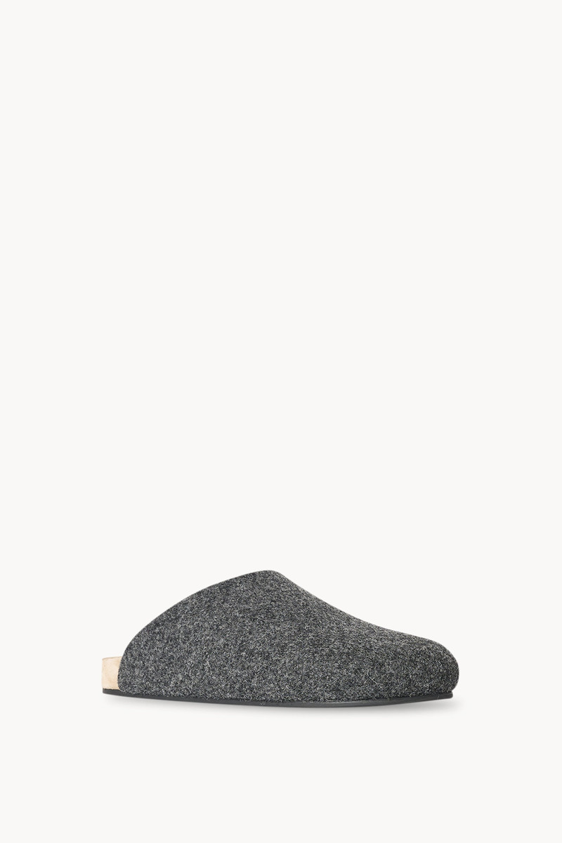 The Row Hudson Two Slip On outlook