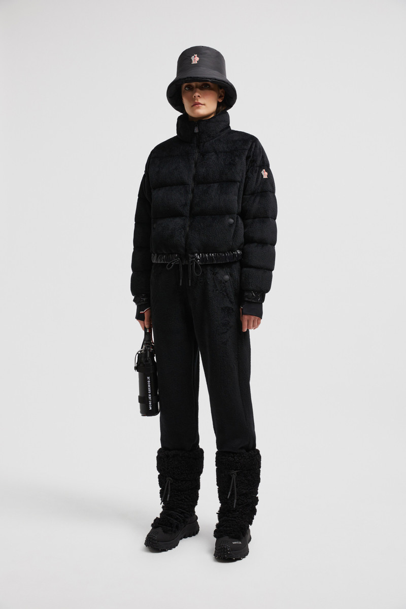 Moncler Grenoble Ayse Short Down Jacket outlook