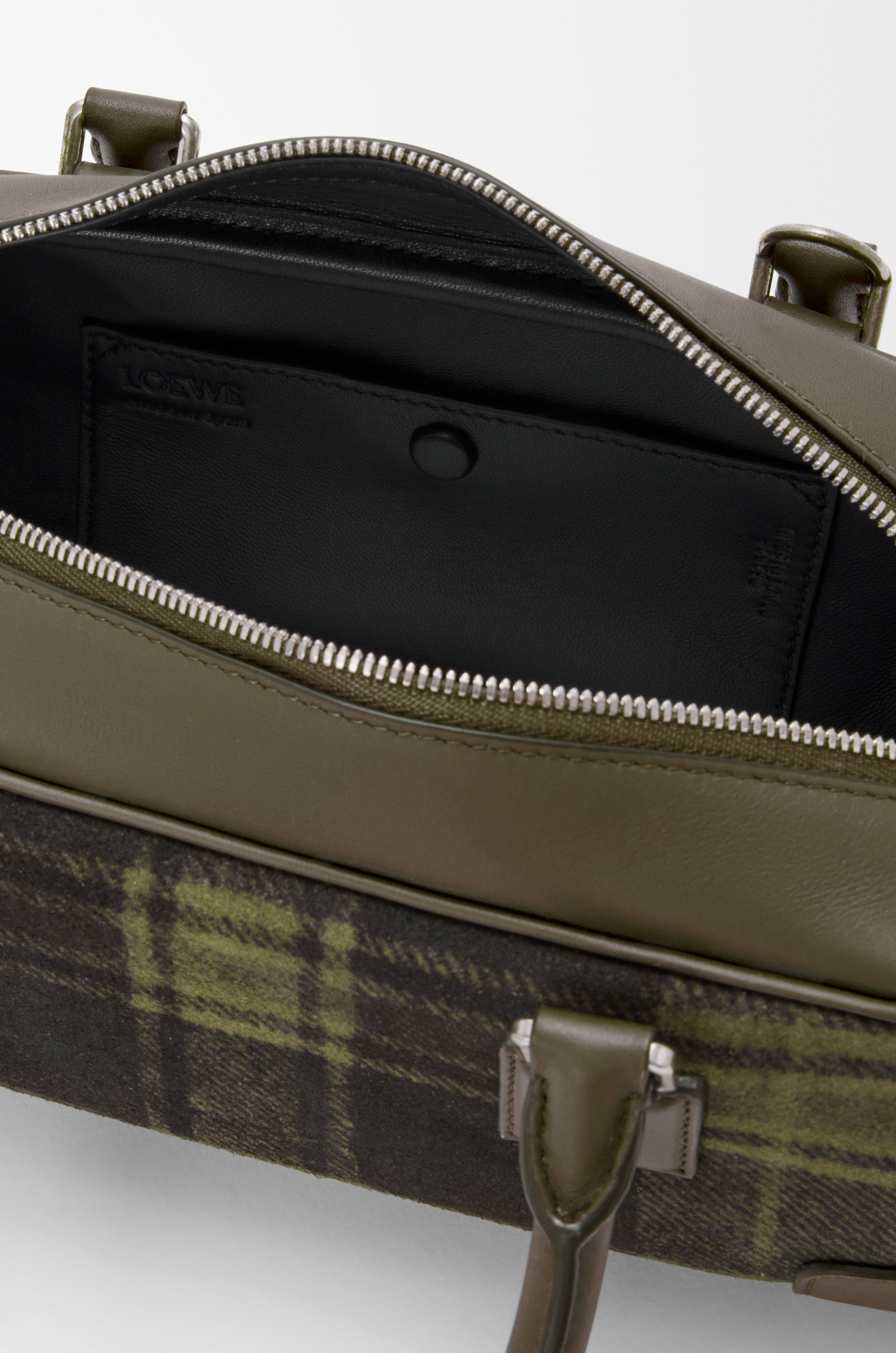 Amazona 23 cropped bag in tartan suede and nappa calfskin - 6