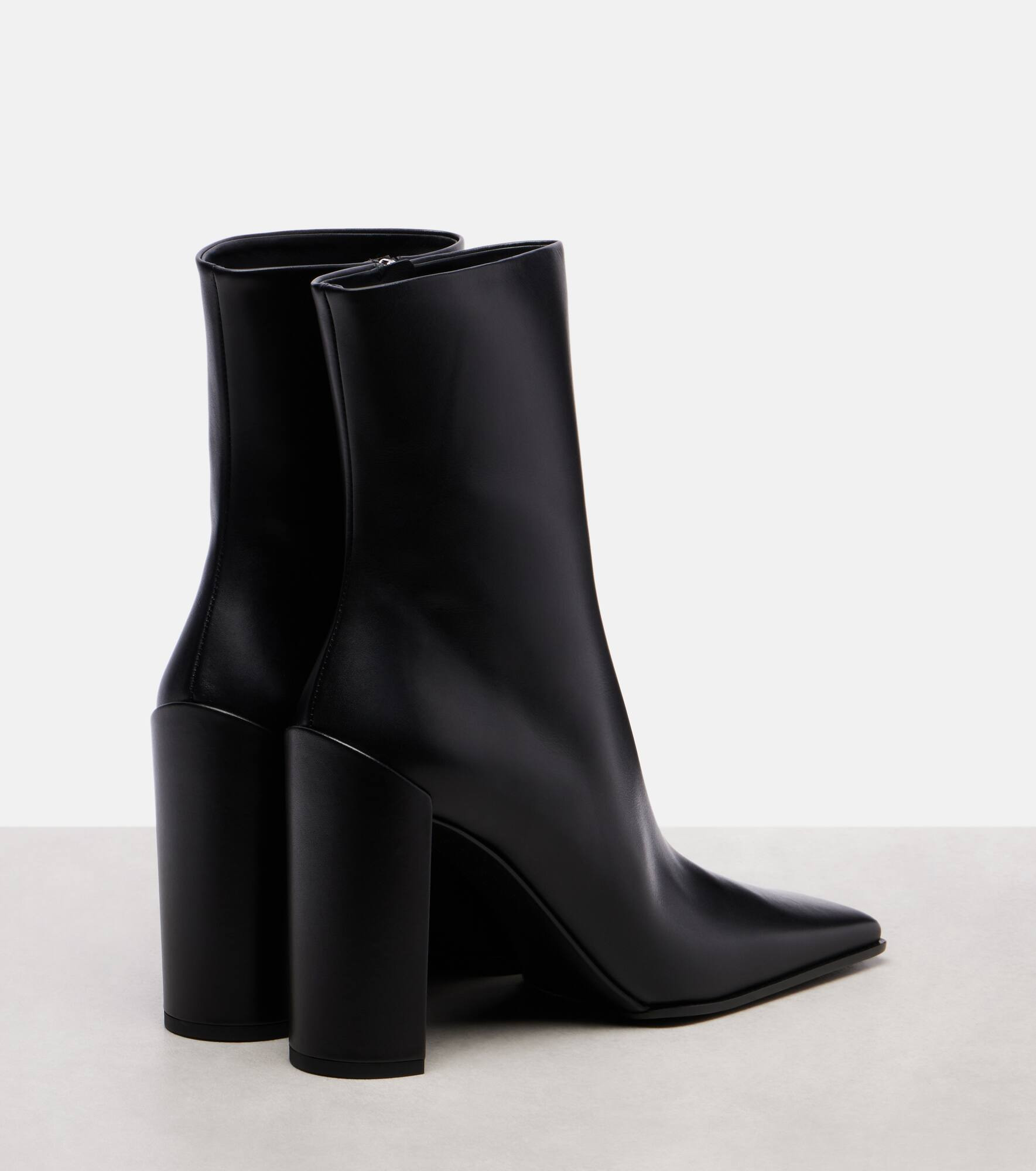 Leather ankle boots - 2