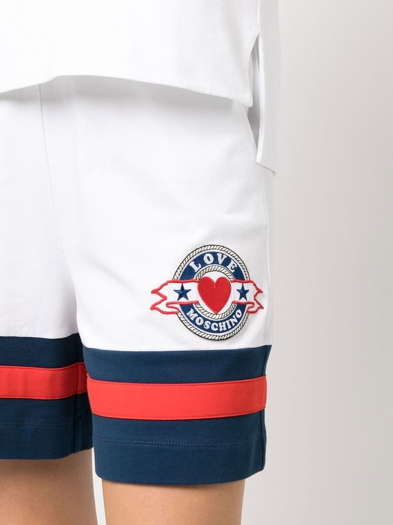 stripe-detail shorts 5