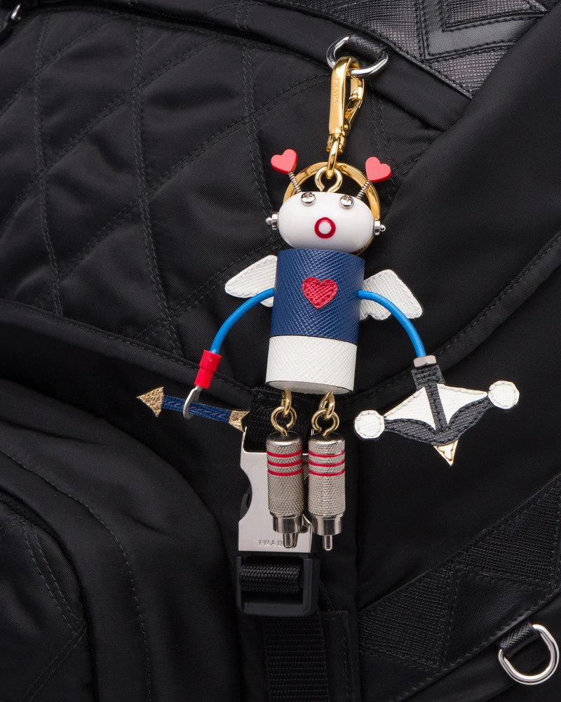 Cupido Saffiano Leather Keychain Trick 3