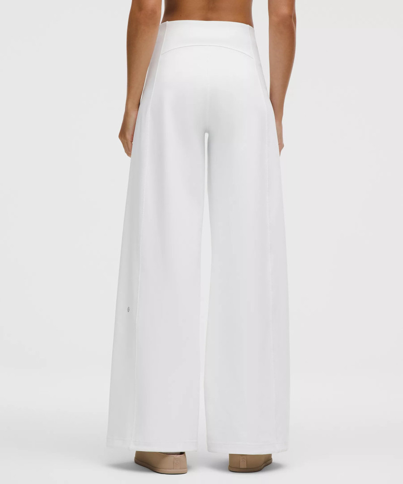 Define High-Rise Wide-Leg Pant *Luon 3