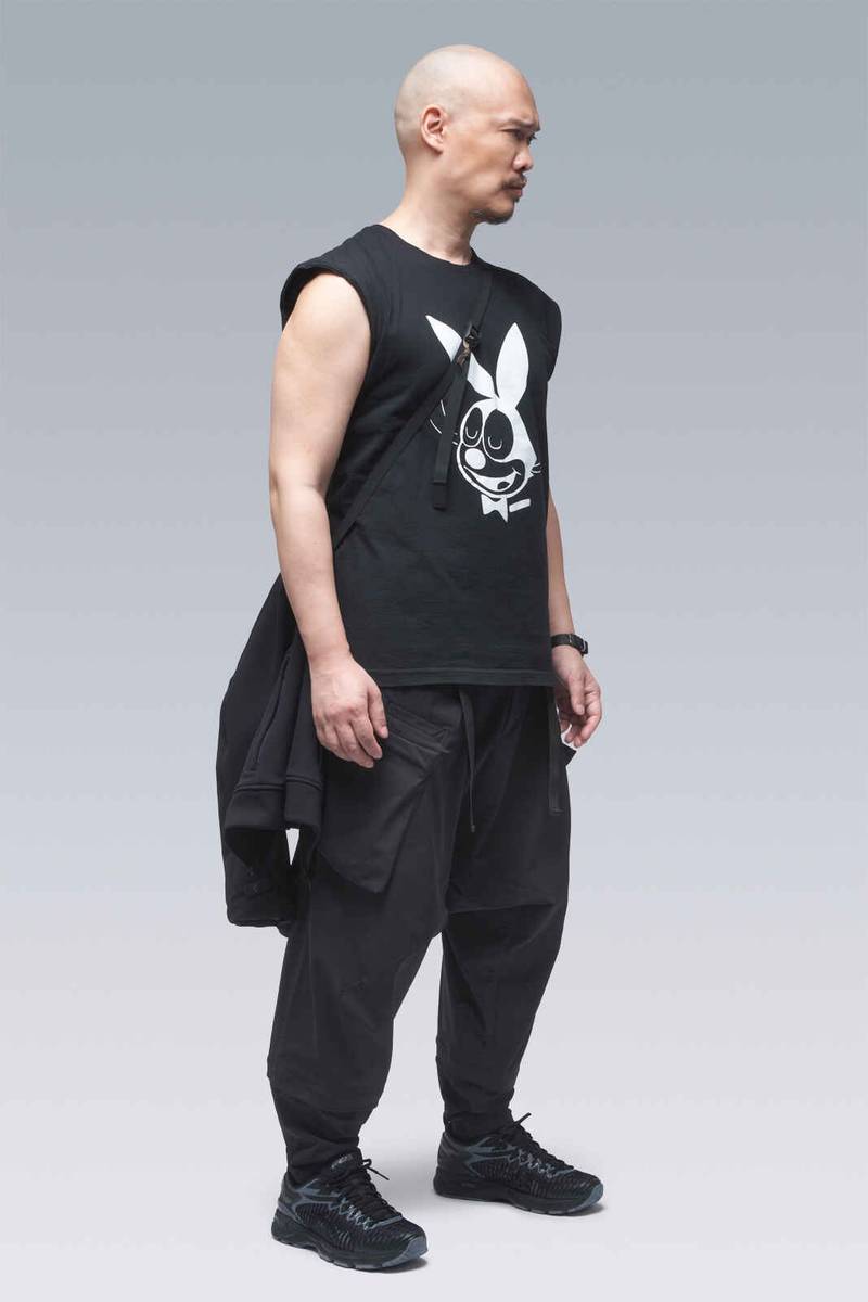 J48-SS Black 22