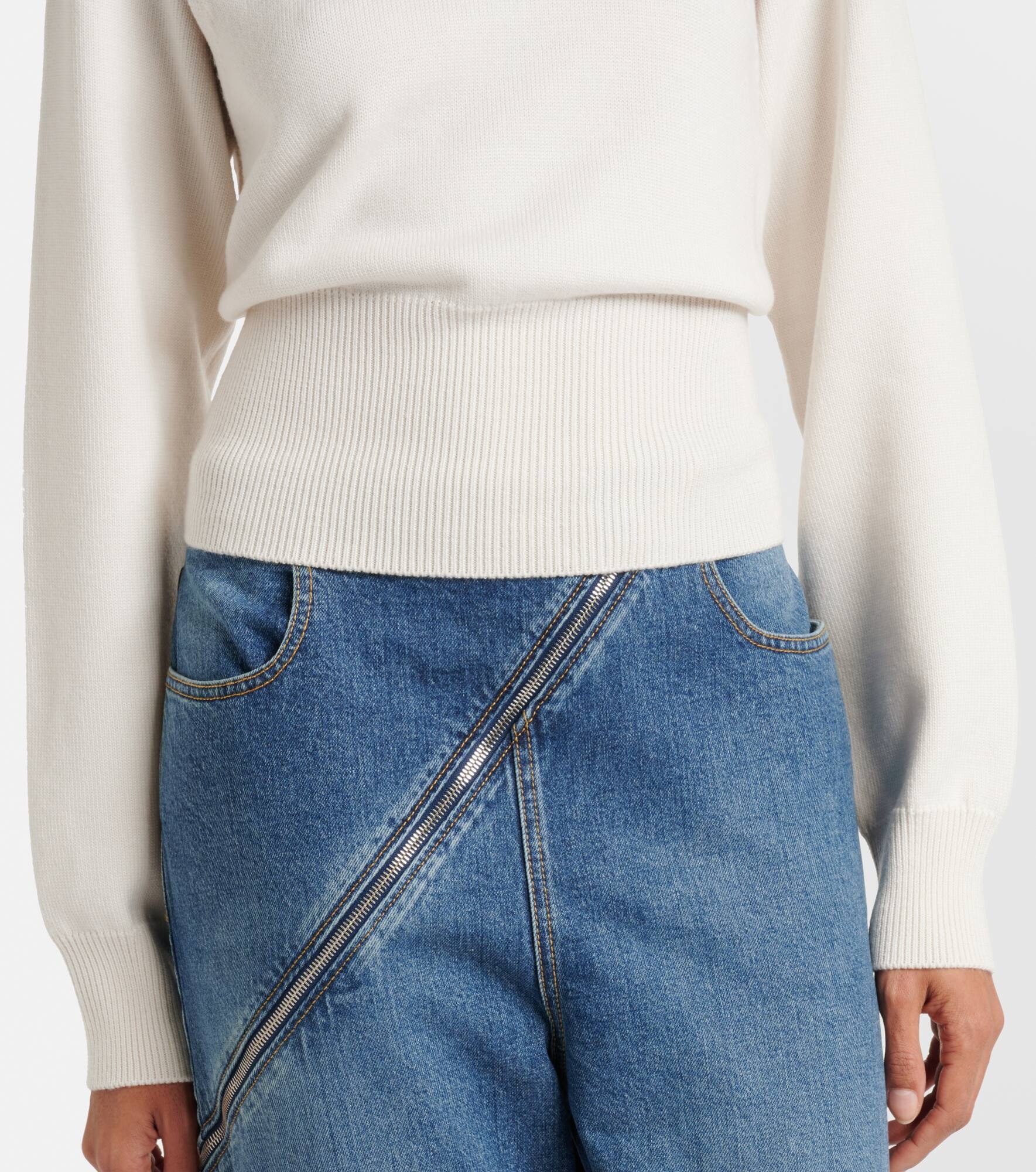 Cutout wool sweater - 5