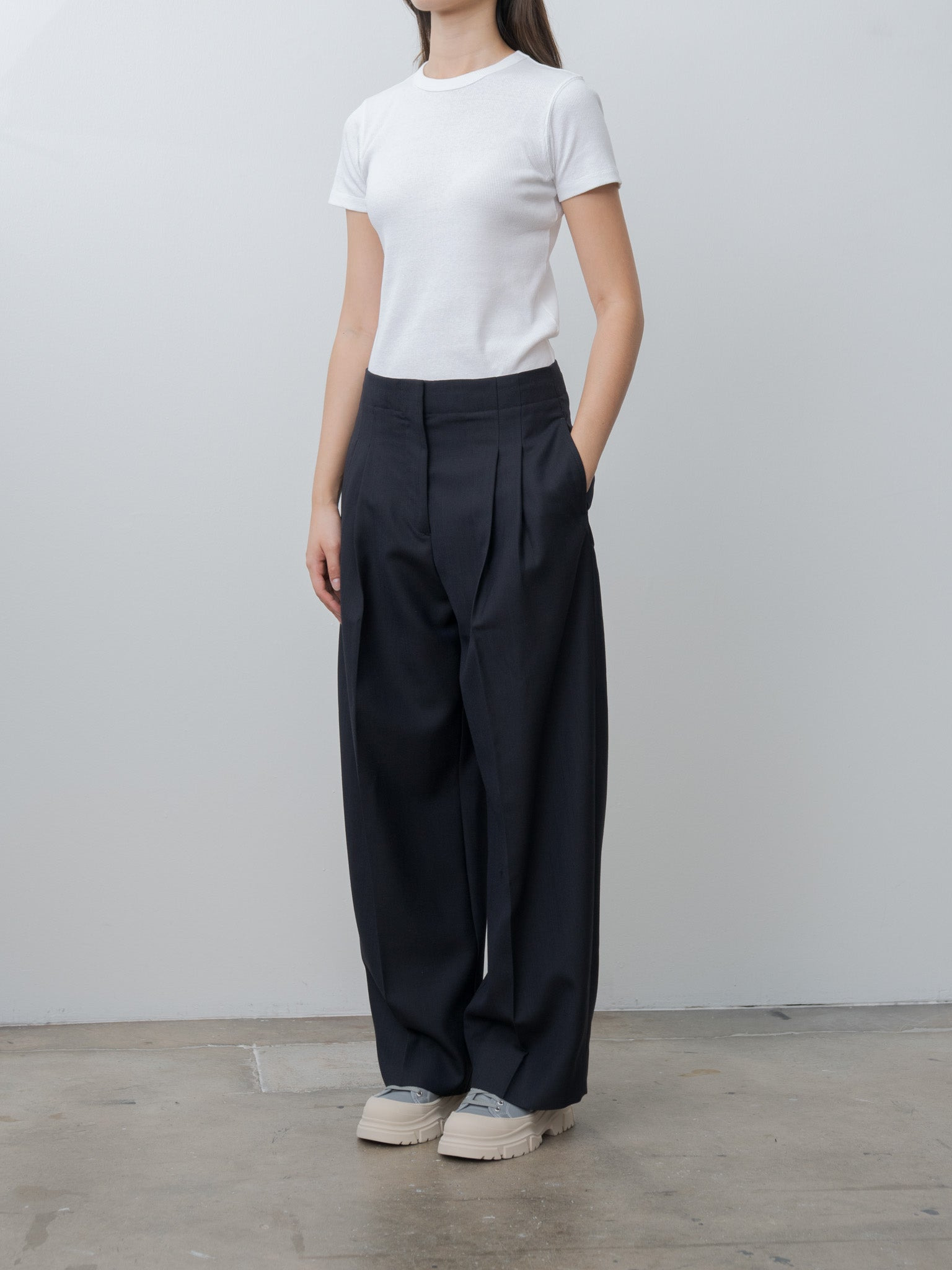 Lira Double Pleat Pant - Darkest Navy - 3