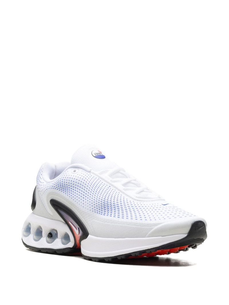 Nike Air Max DN sneakers outlook
