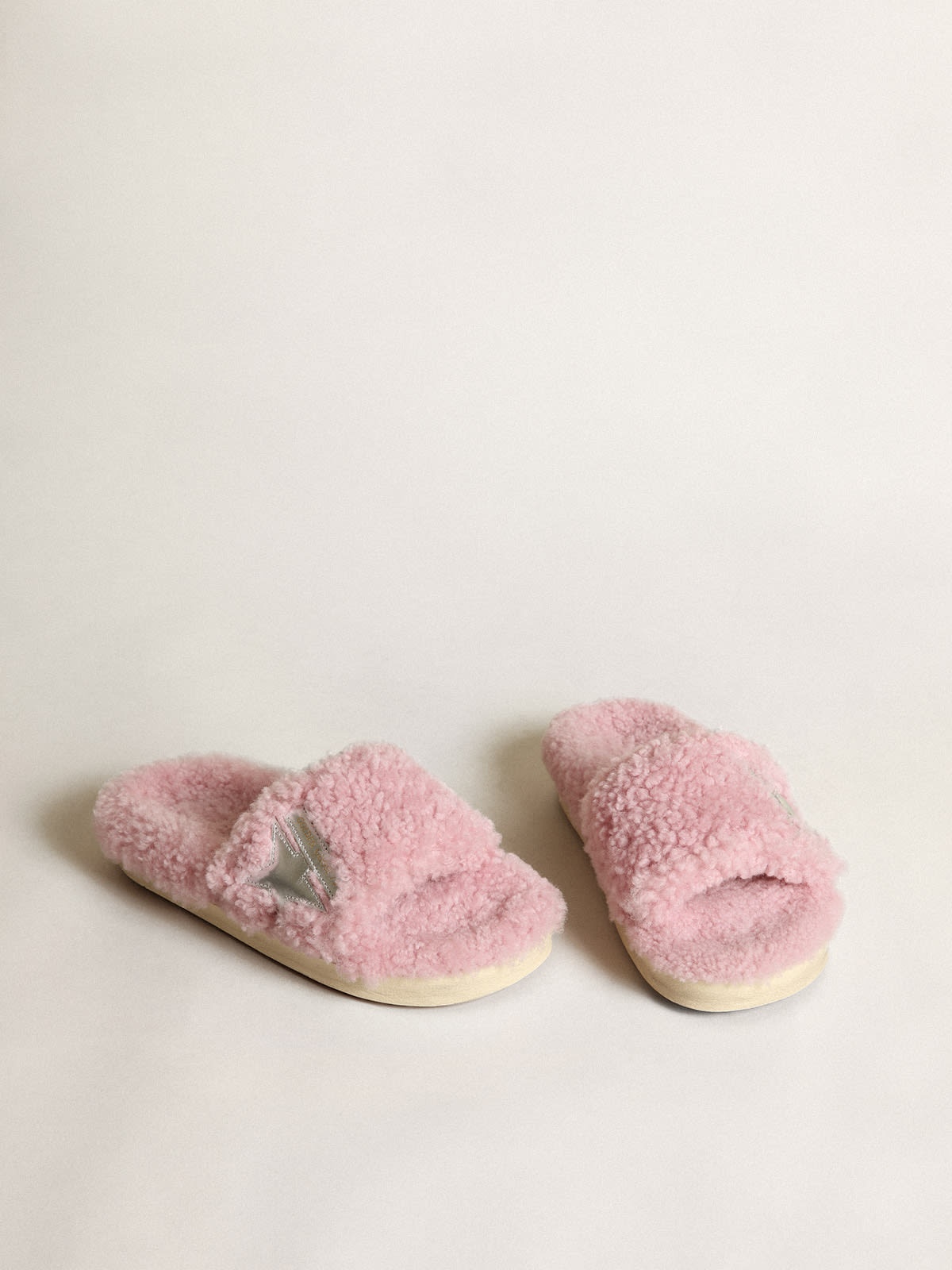 Poolstar model in pink shearling with silver laminated leather star - 2