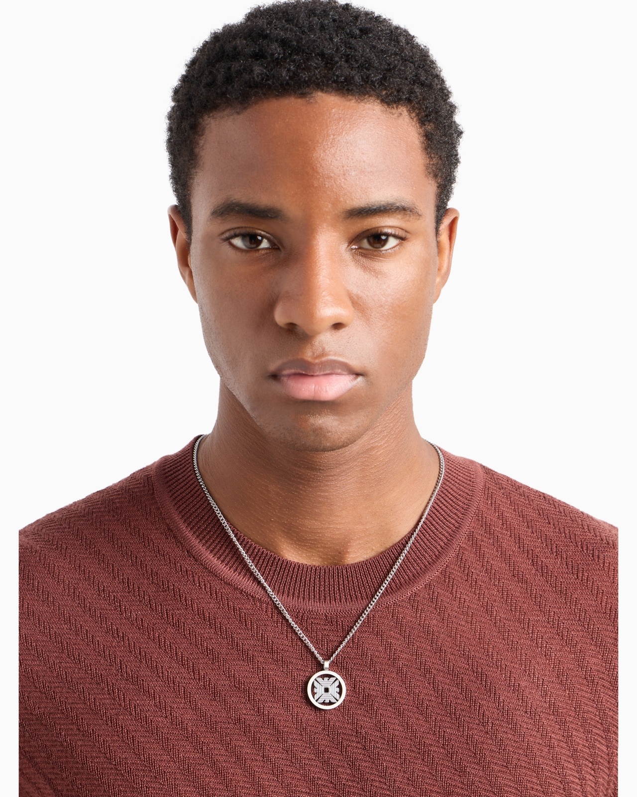 STAINLESS STEEL PENDANT NECKLACE - 4