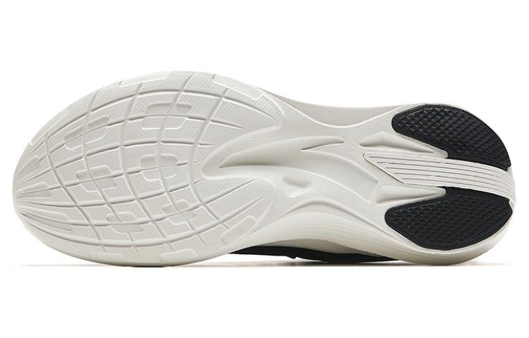 (WMNS) ANTA New Sting 'Black White' 922335580-2 - 4