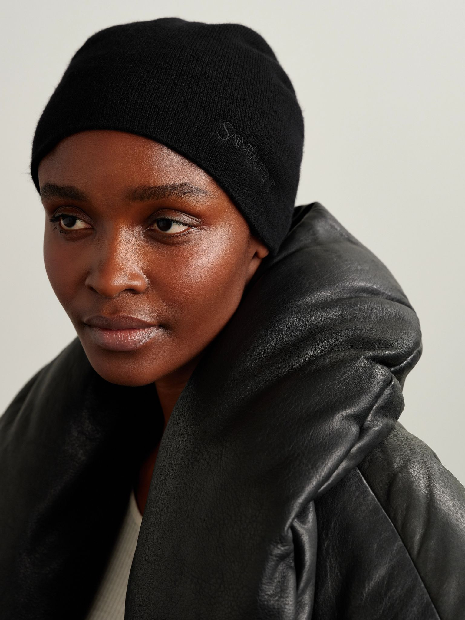 Embroidered cashmere beanie Black - 2