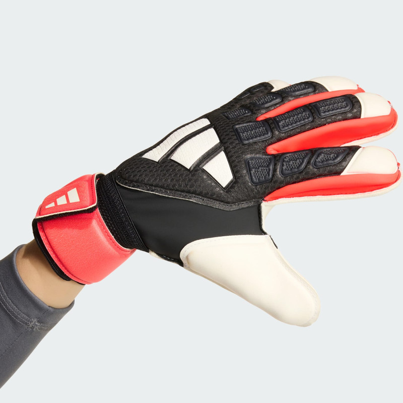 Predator Match Fingersave Junior Goalkeeper Glove 4