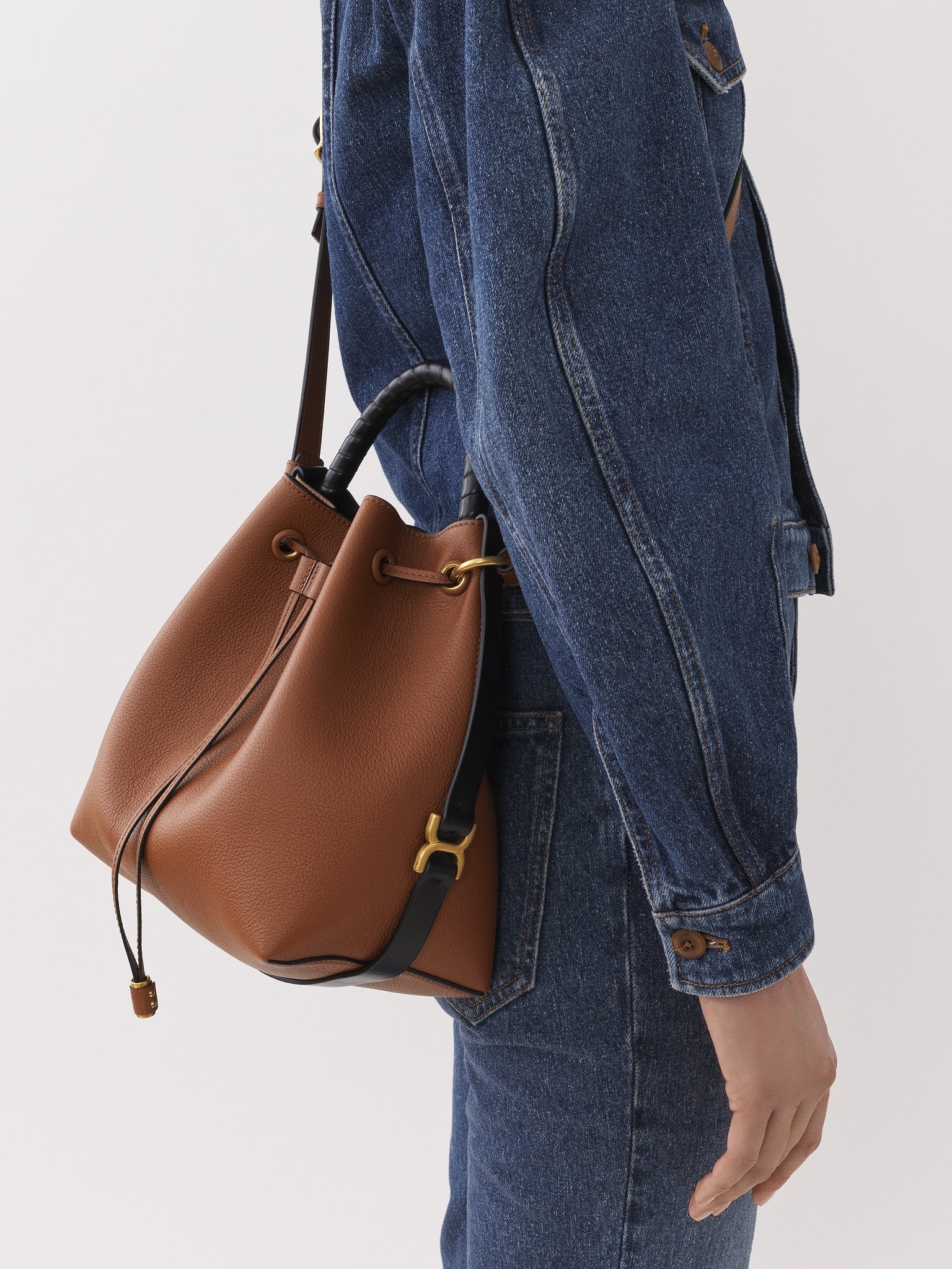 MARCIE BUCKET BAG - 6