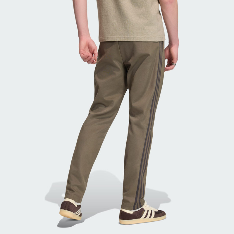 SST TRACK PANTS 3