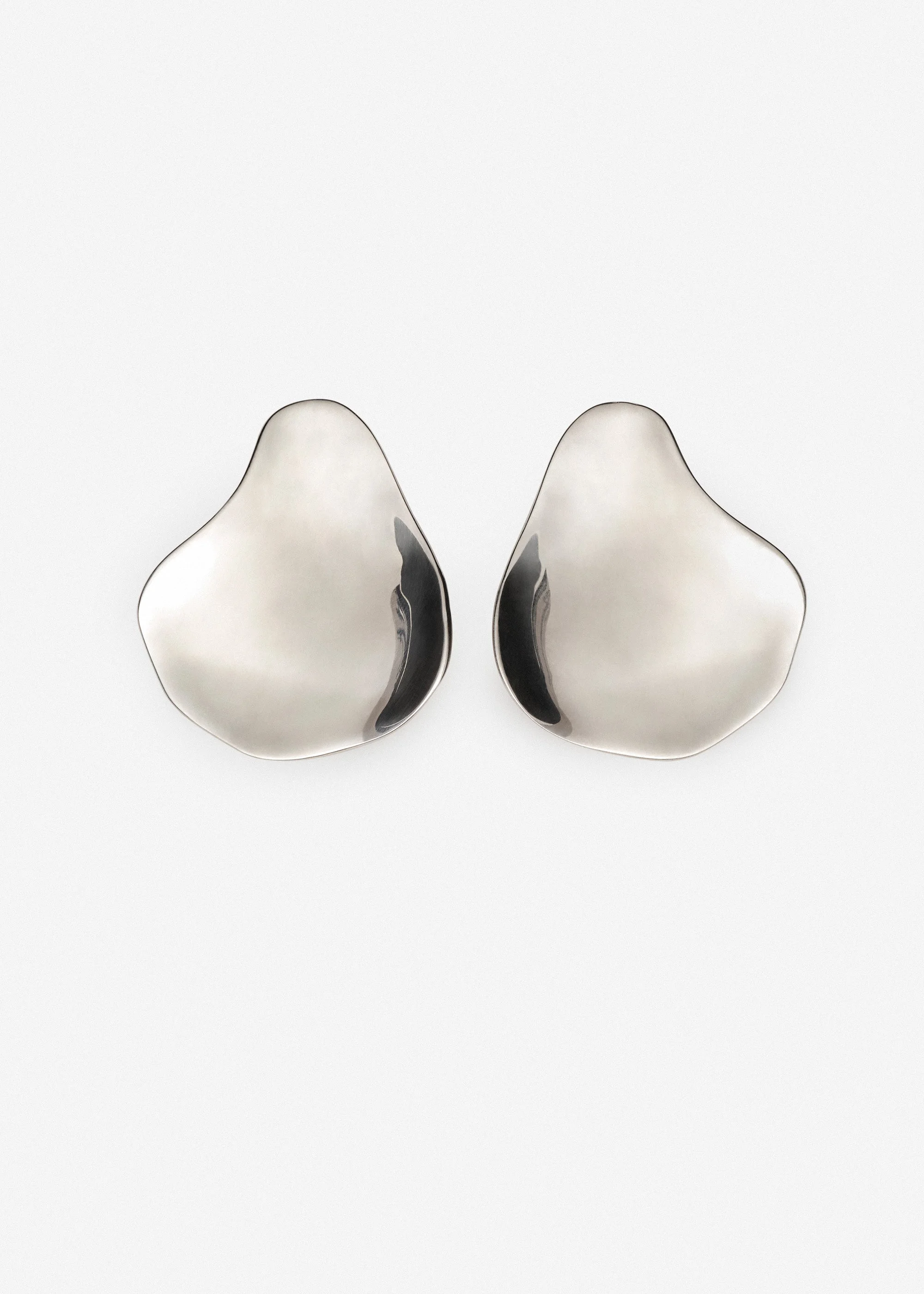 Petal stud earrings in silver - 1