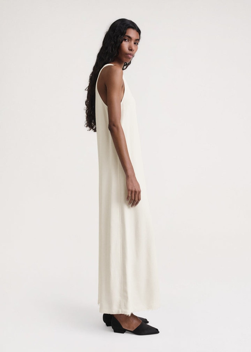 Scoop-neck sablé dress macadamia 3
