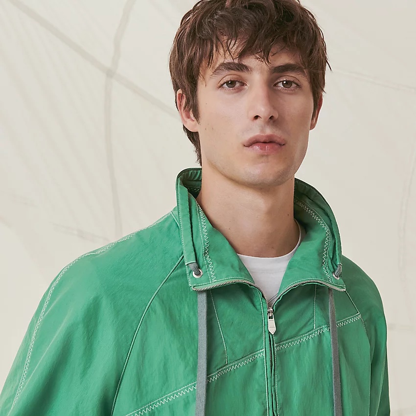 Sweater with zipped high collar - 4
