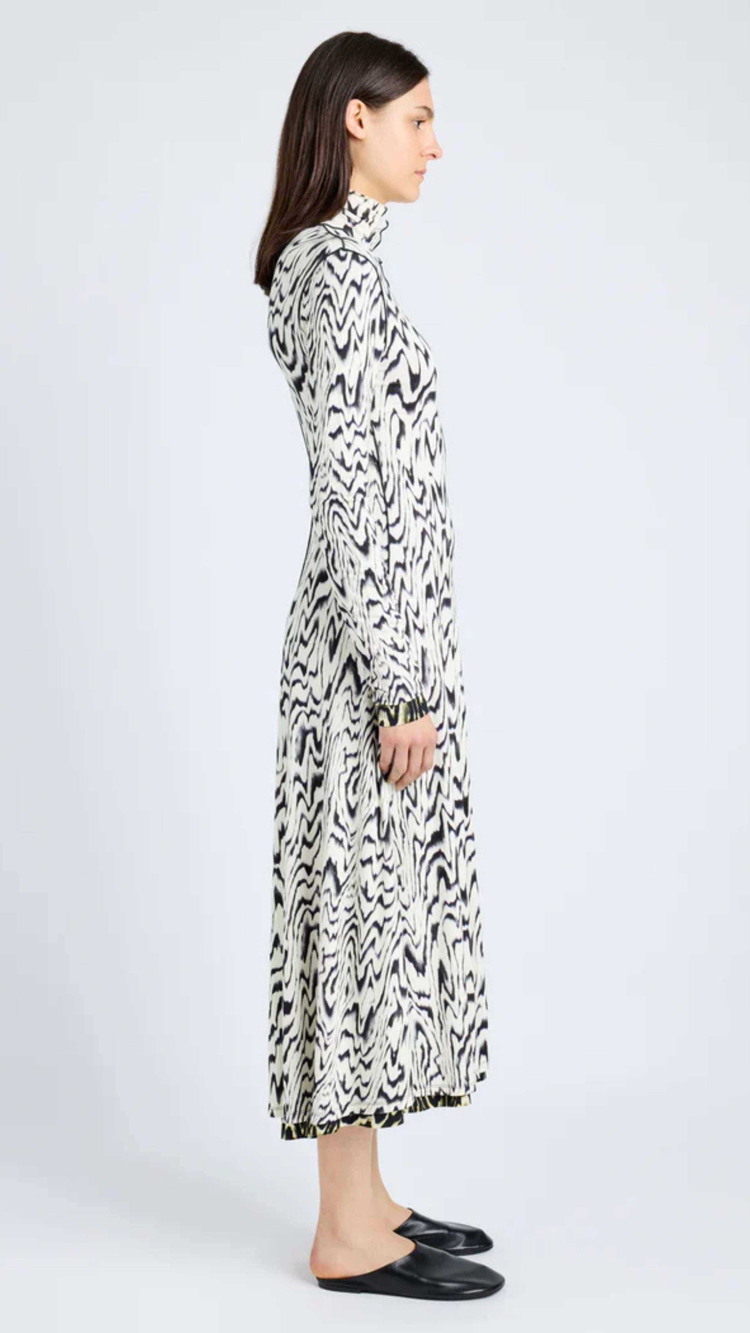 Marion Dress in Printed Jersey - 2