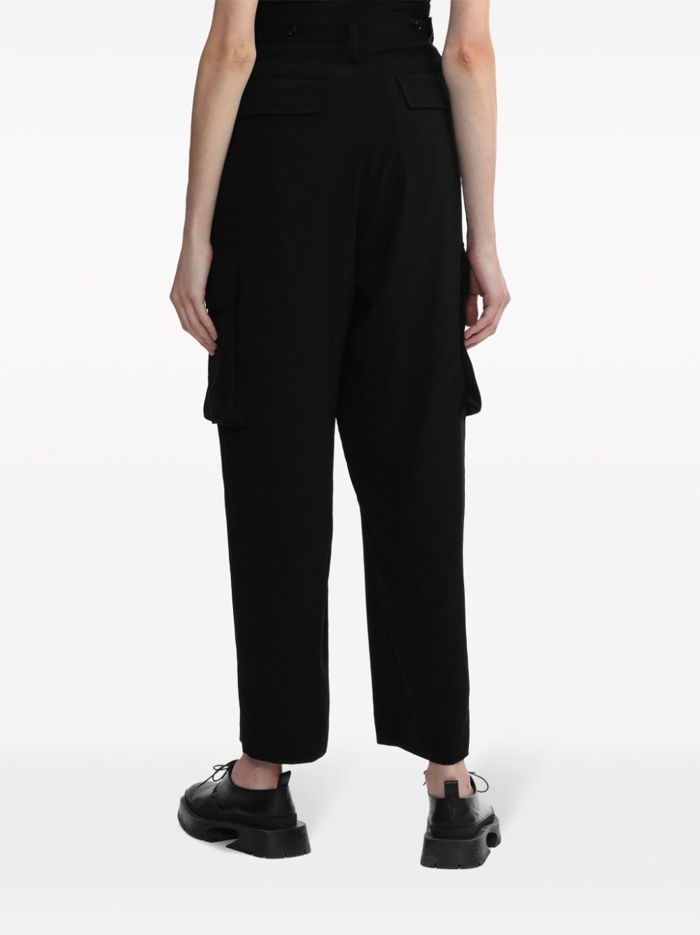 cropped cargo trousers - 7