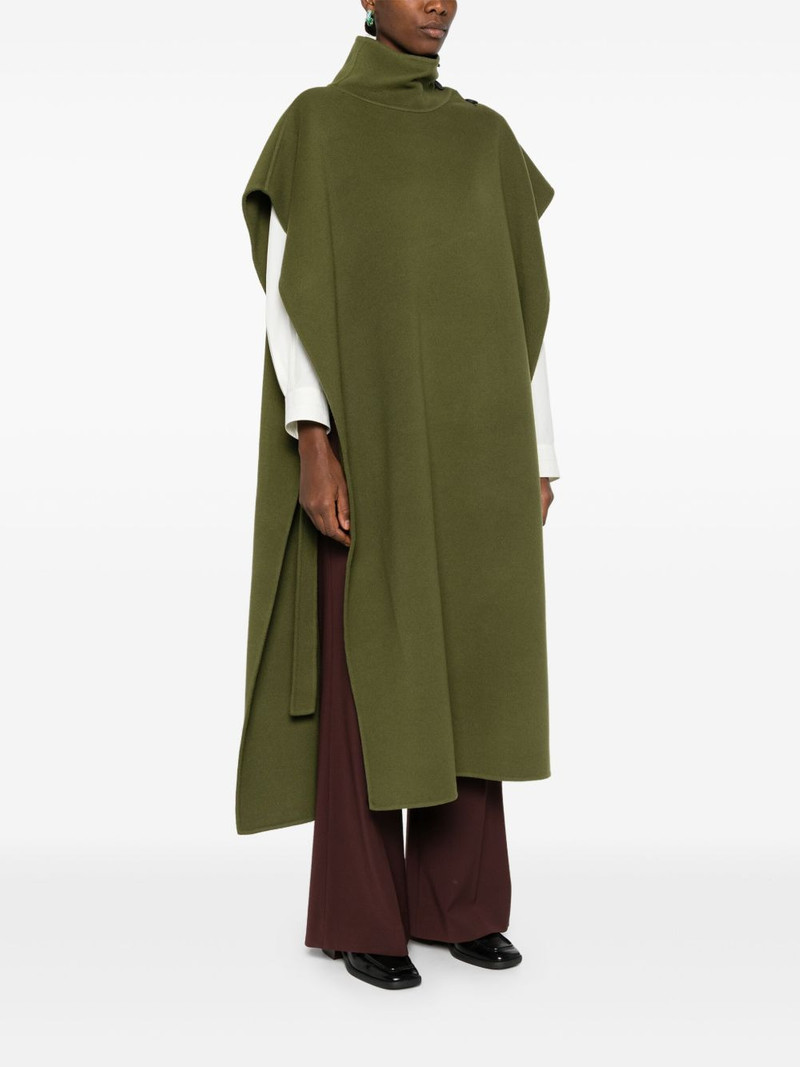 sleeveless coat 3