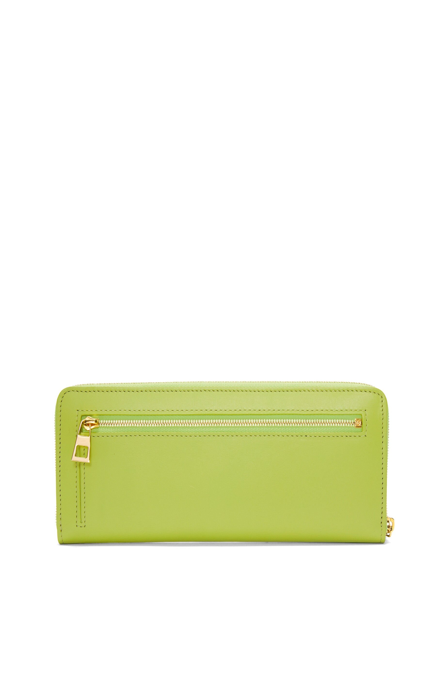 Knot zip around wallet in shiny nappa calfskin - 3