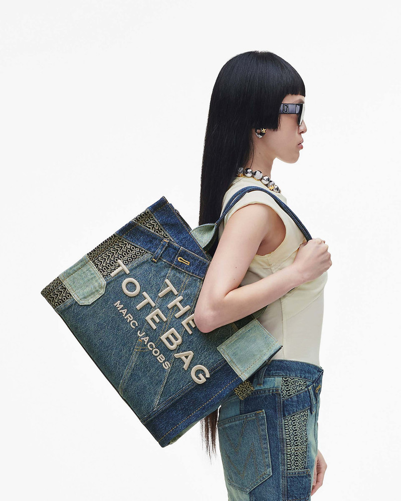 Marc Jacobs THE DECONSTRUCTED DENIM LARGE TOTE BAG outlook