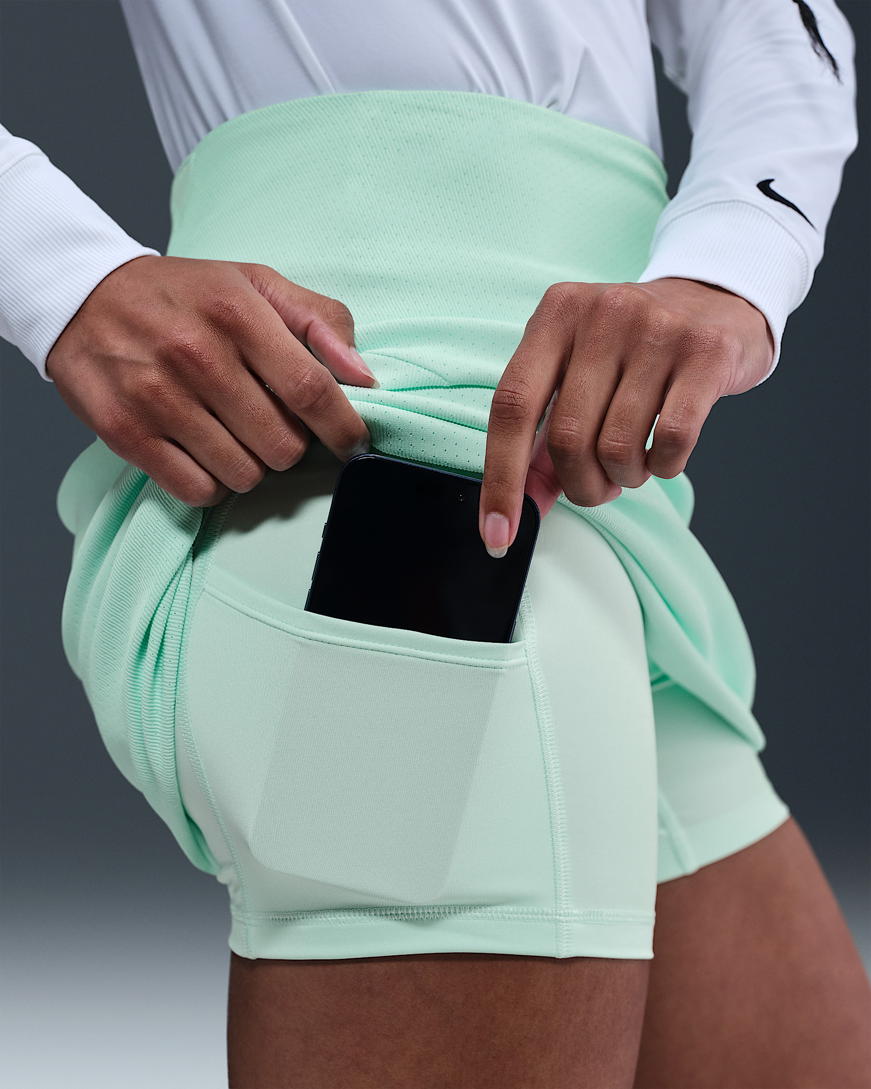 Nike Tour Women's Dri-FIT ADV Golf Skirt - 6