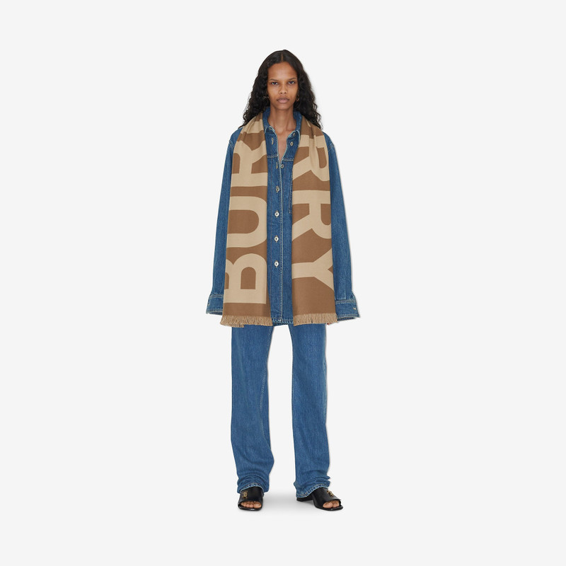 Burberry Logo Wool Jacquard Scarf outlook