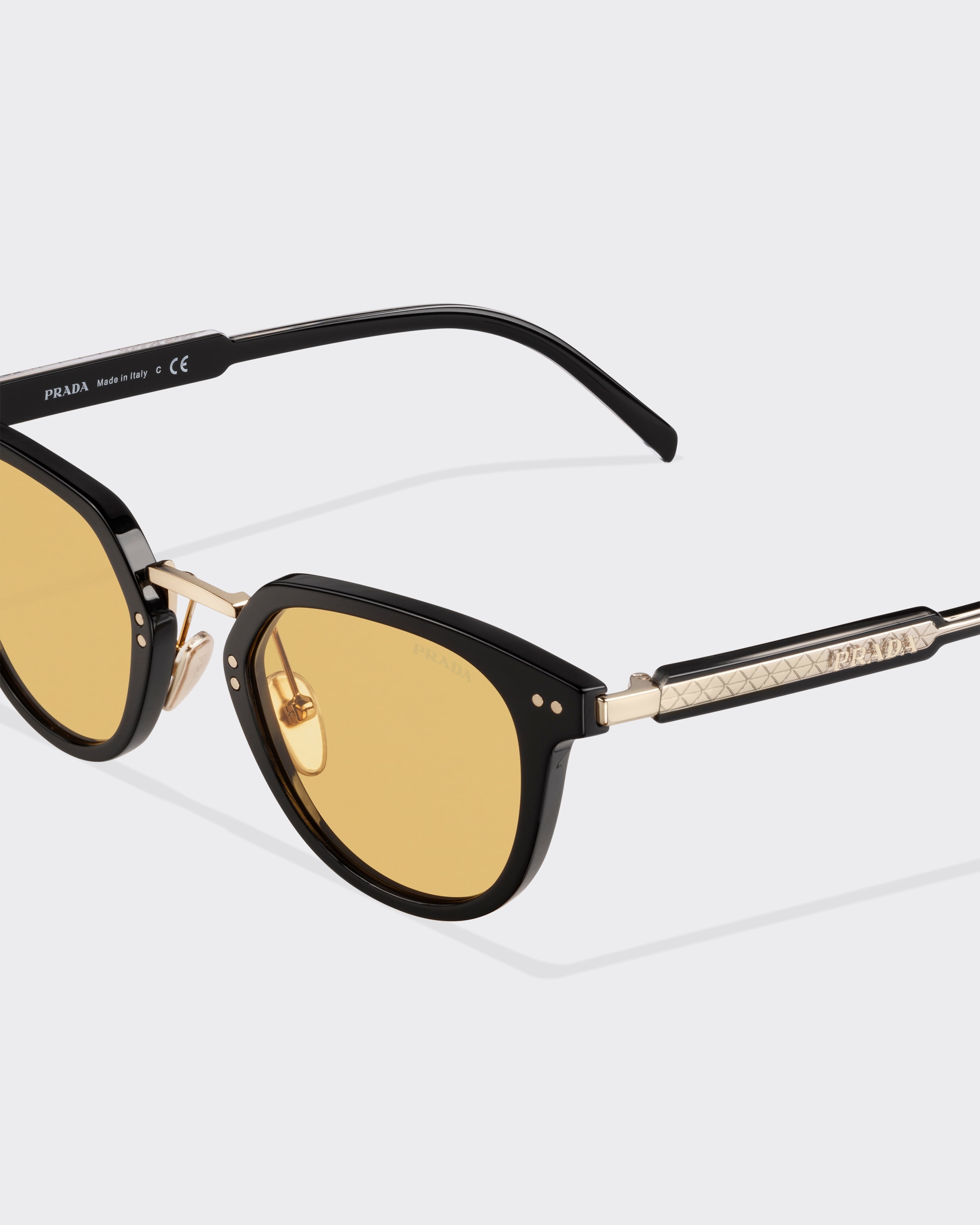 Sunglasses with Prada logo - 5