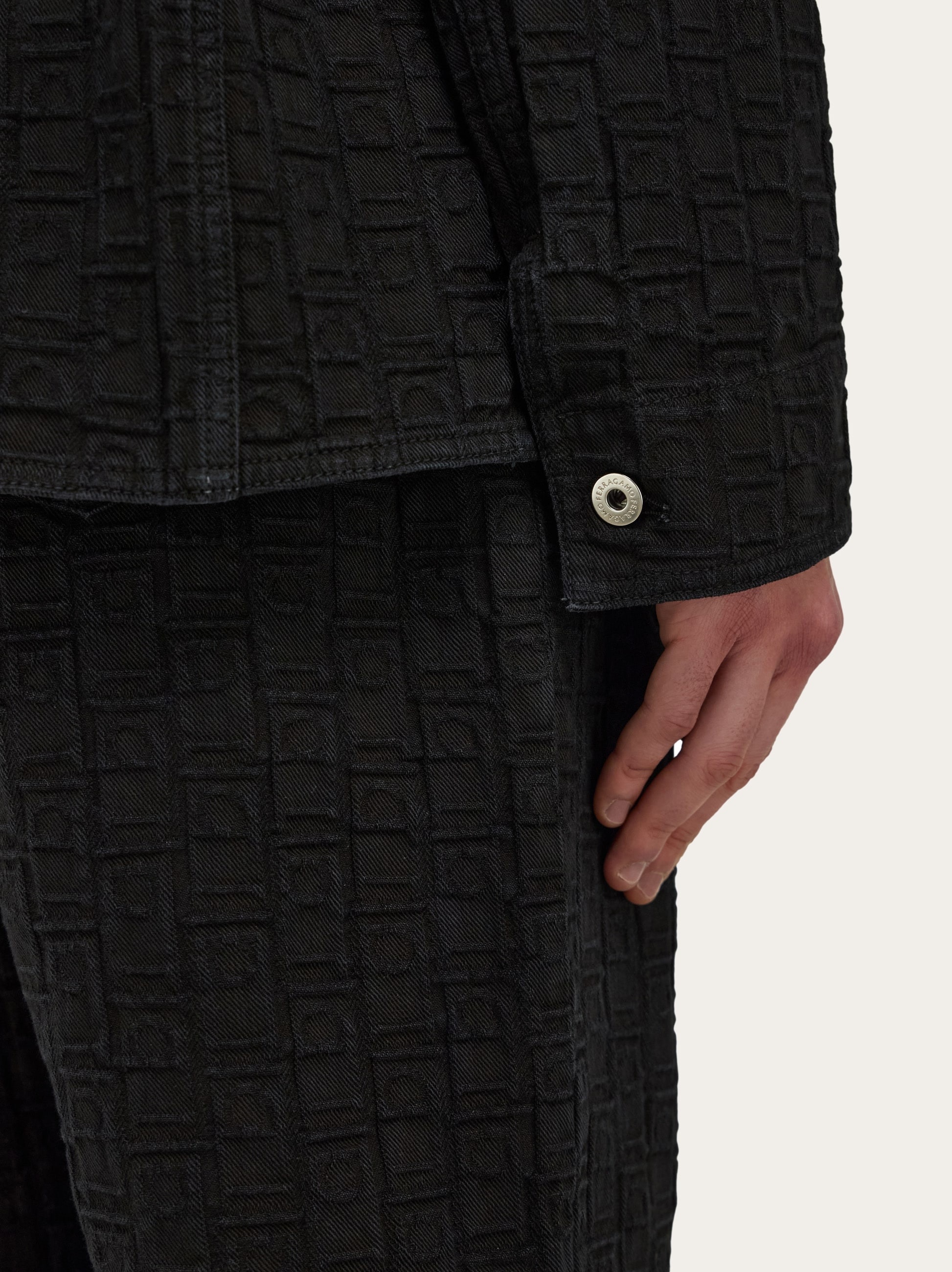 Ferragamo Monogram over shirt - 7