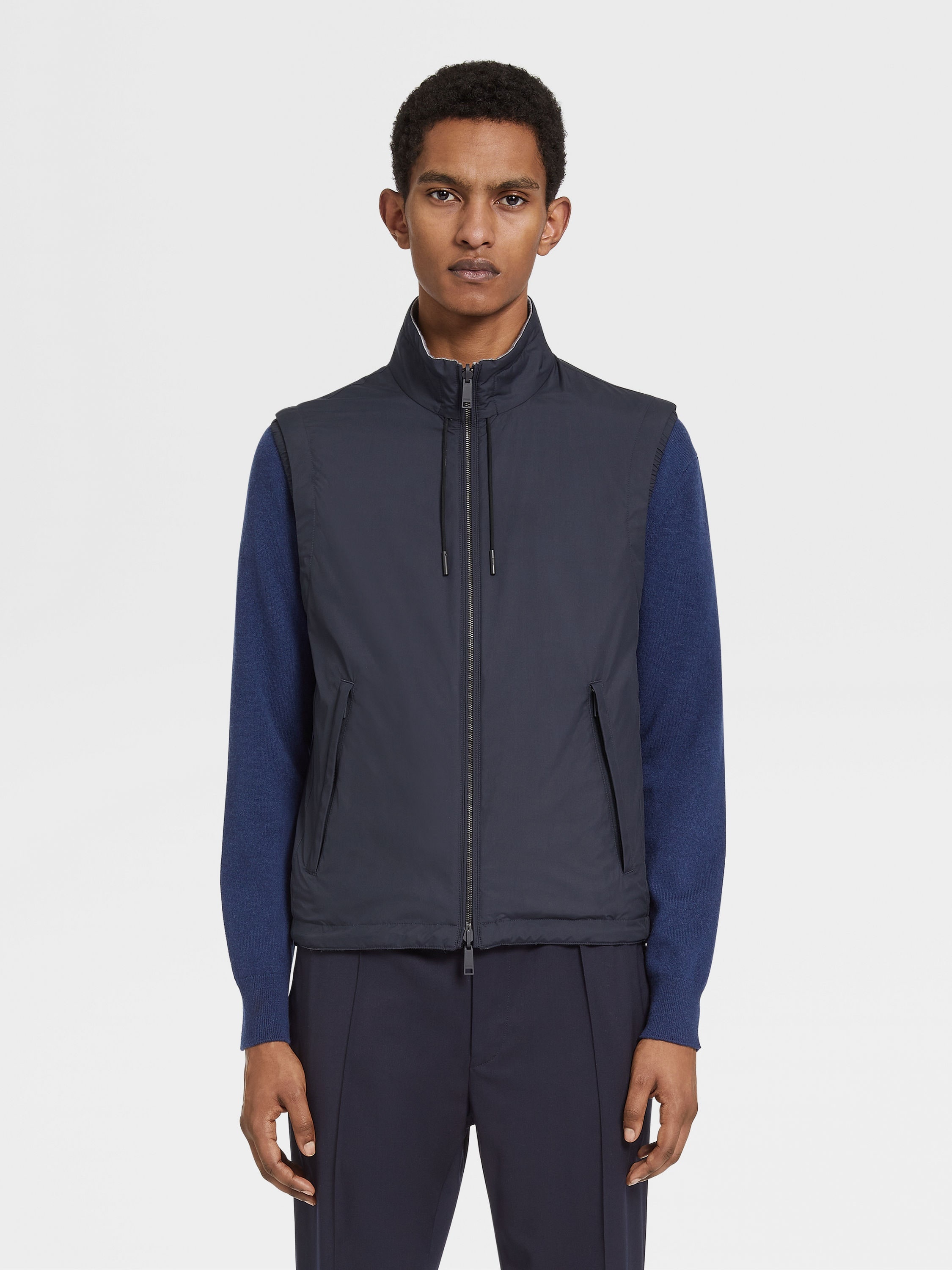 TECHNICAL FABRIC REVERSIBLE BREZZA VEST - 4