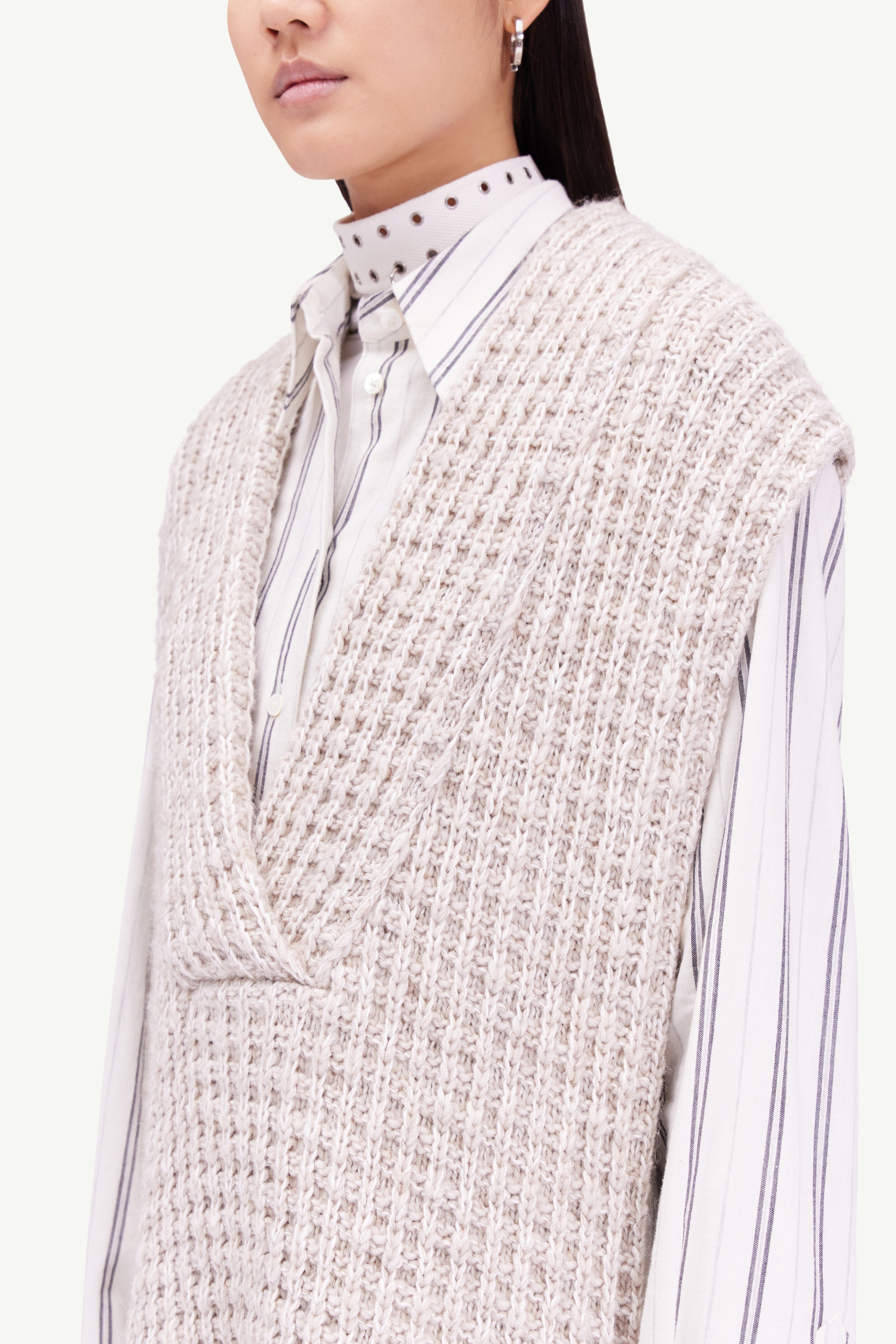 Waffle knit sleeveless sweater - 5