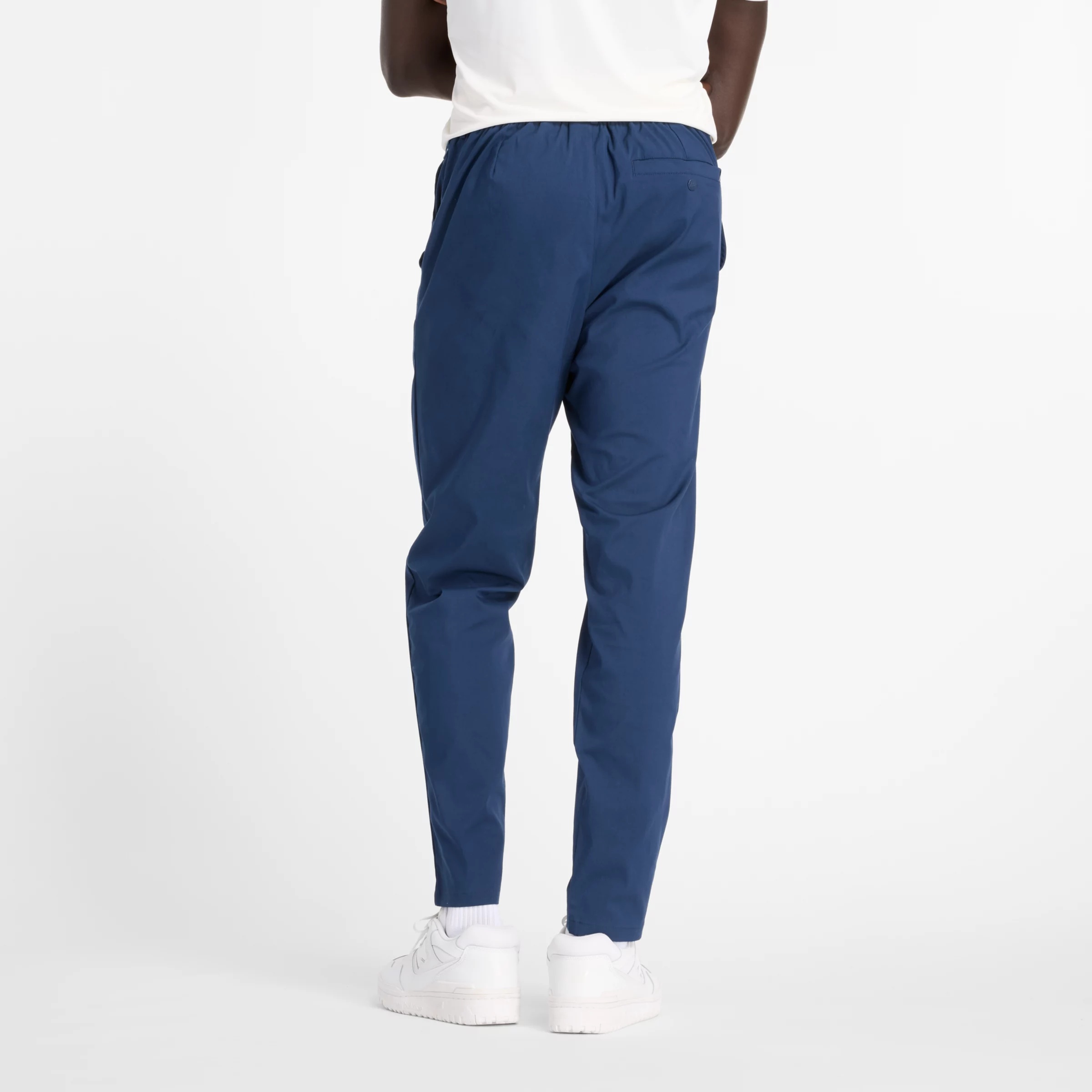 Athletics Standard Tapered Pant 30" - 4