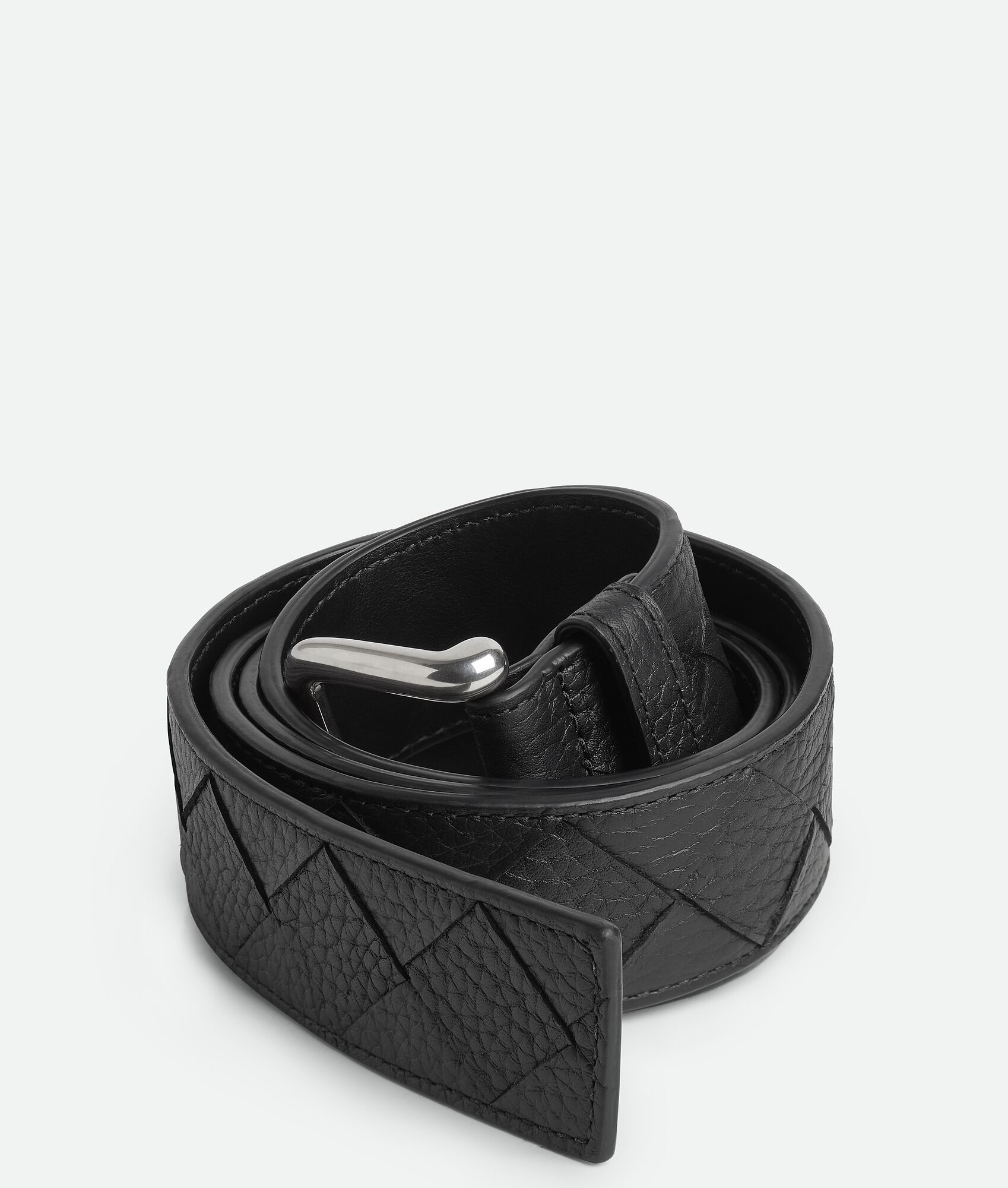 ベルト BOTTEGA VENETA   taurillon belt in grained woven leather Bottega Veneta® Men's Intrecciato Taurillon Belt in Dark