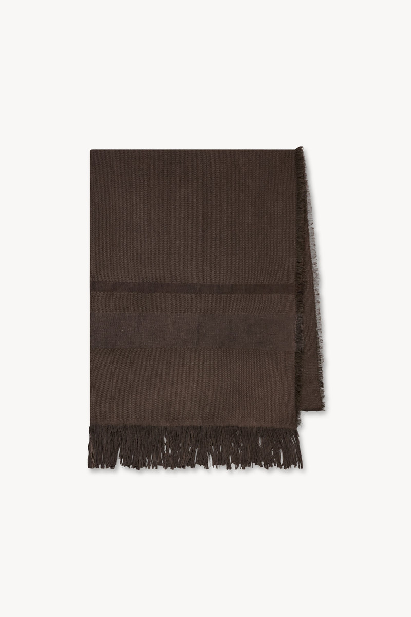 Merisi Scarf 1