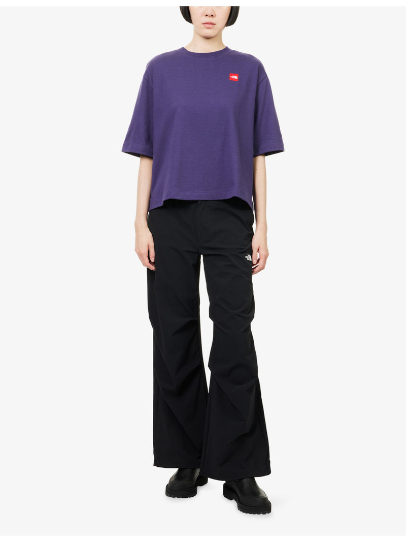 The North Face Cropped Brand-Patch Cotton-Jersey T-Shirt outlook