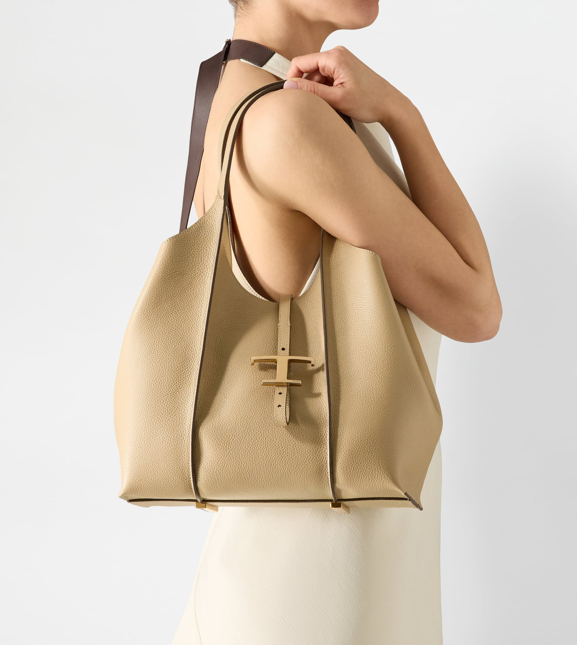 T TIMELESS SHOPPING BAG IN LEATHER SMALL - BEIGE - 6