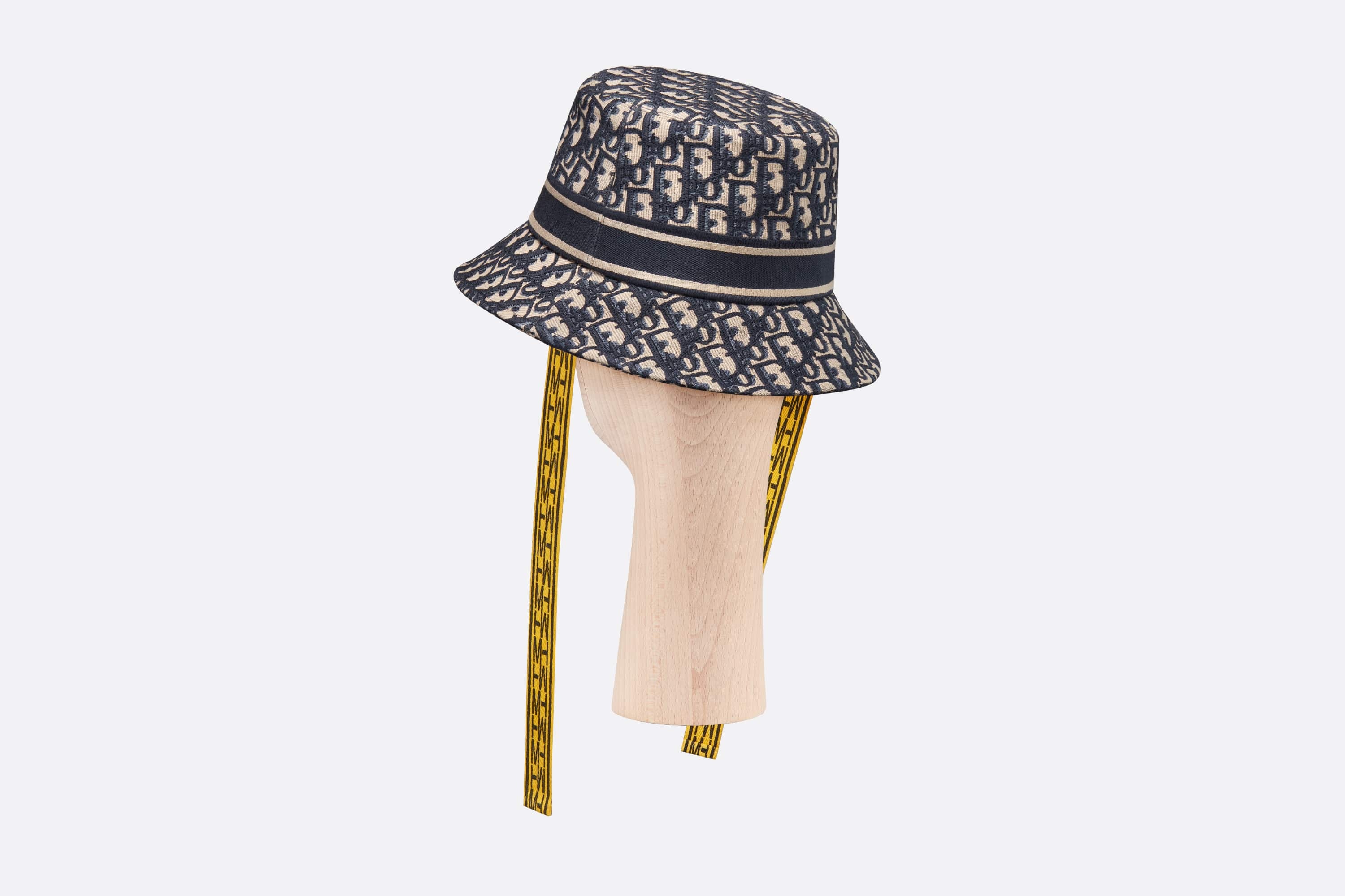 D-Oblique THEBE MAGUGU AND CTAOP Small Brim Bucket Hat - 2