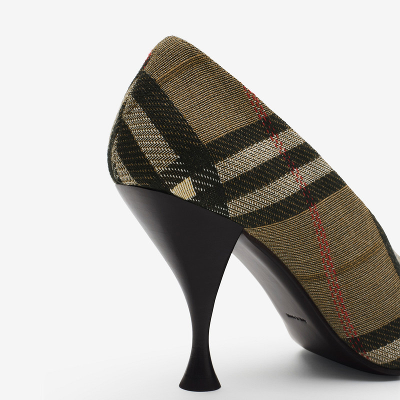 Check Cameo High Pumps​ 6